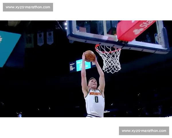 突破极限双手扣篮技巧解析提升你的篮球空中暴扣能力 突破极限双手扣篮技巧解析提升你的篮球空中暴扣能力